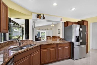 PRICED TO SELL!!! DON'T MISS THS OPPORTUNITY! This cozy, yet - photo 16
