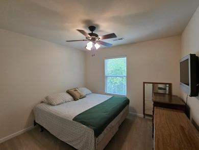 Priced to move and ready for new buyers!! This well maintained - photo 17
