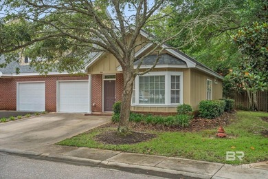 Well-maintained 2-bedroom, 2-bath end-unit condo located in The - photo 3