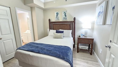 MOTIVATED SELLER! This gulf front 3 bedroom/3.5 bath high rise - photo 25