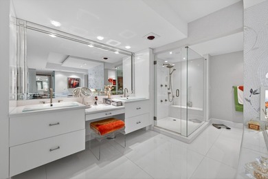 Live the ultimate beachfront lifestyle in Bal Harbour with fully - photo 25