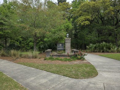Priced to move and ready for new buyers!! This well maintained - photo 28