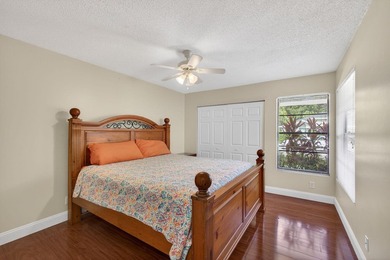 PRICED TO SELL!!! DON'T MISS THS OPPORTUNITY! This cozy, yet - photo 30