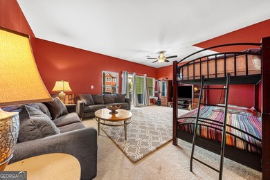 Experience easy lake living with this furnished three level - photo 31