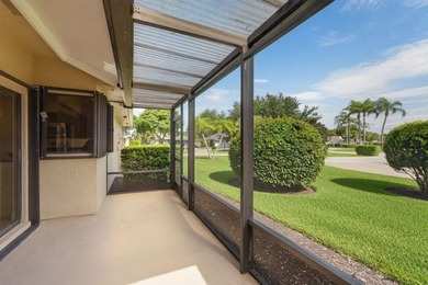 PRICED TO SELL!!! DON'T MISS THS OPPORTUNITY! This cozy, yet - photo 33