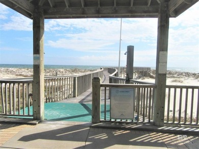 MOTIVATED SELLER! This gulf front 3 bedroom/3.5 bath high rise - photo 34