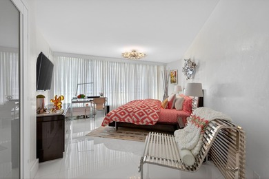 Live the ultimate beachfront lifestyle in Bal Harbour with fully - photo 34