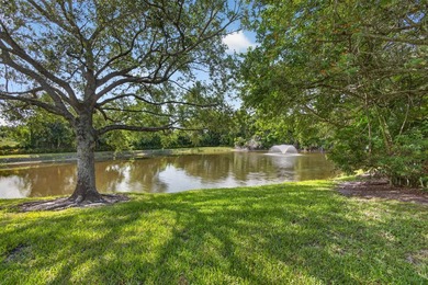 PRICED TO SELL!!! DON'T MISS THS OPPORTUNITY! This cozy, yet - photo 40