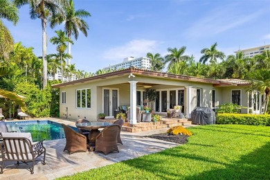 Introducing 359 Poinciana Drive! This stunning residence is - photo 41