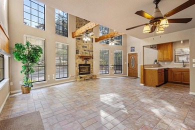 Escape to your own Lake Texoma paradise!
Nestled in a beautiful