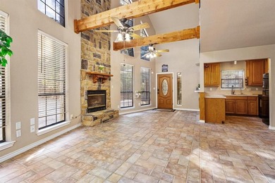 Escape to your own Lake Texoma paradise!
Nestled in a beautiful