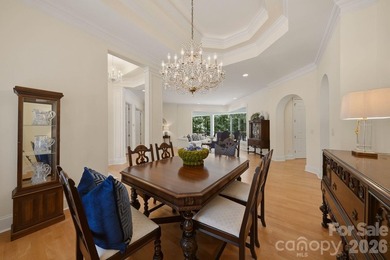 With breathtaking sunset views from nearly every room, this - photo 7