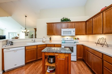 Welcome to The Villas at the River! This fabulous main floor - photo 14