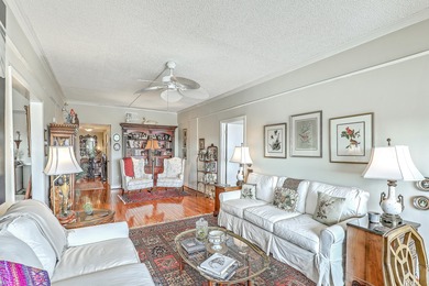 Spacious 3-bedroom, 3-bath residence in Ashley House, ideal for