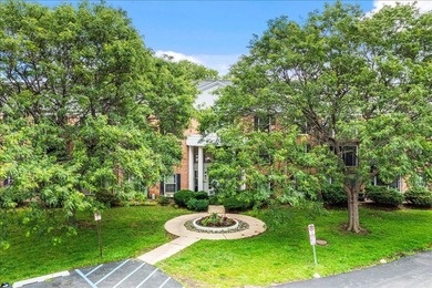Best value in Rolling Meadows! This spacious 2-bedroom - photo 1