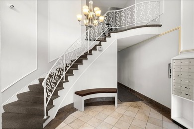 Best value in Rolling Meadows! This spacious 2-bedroom - photo 8