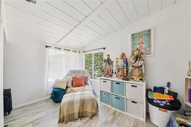 Beautifully maintained 3-bedroom/1.5-bathroom home offering a - photo 16