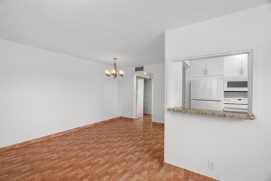 Live your Luxury in Sunny South Florida with this Rarely - photo 17