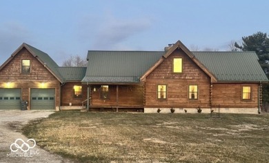Welcome to your own slice of paradise. This stunning log home - photo 8
