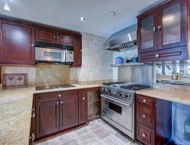 Experience Lake Hamilton living in highly desirable Moonlight - photo 26