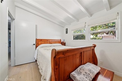 Beautifully maintained 3-bedroom/1.5-bathroom home offering a - photo 29