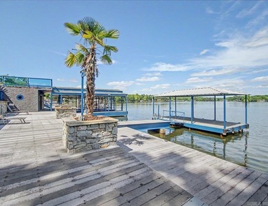Experience Lake Hamilton living in highly desirable Moonlight - photo 39