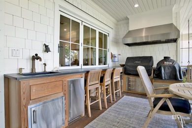 With 114' feet of waterfront on the Mobile Bay, this bay front - photo 6