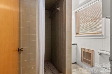 Location, character and charm are all included with this - photo 10