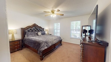 Back on the market and even better! Welcome home to this warm - photo 17