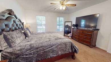 Back on the market and even better! Welcome home to this warm - photo 18