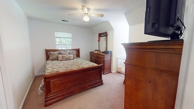 Back on the market and even better! Welcome home to this warm - photo 21
