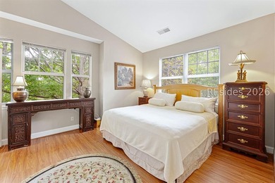 Beautifully maintained 2-bedroom, 2-bath condo offering spacious - photo 25