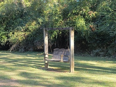 Back on the market and even better! Welcome home to this warm - photo 28