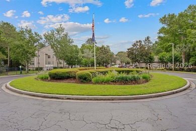 Beautifully maintained 2-bedroom, 2-bath condo offering spacious - photo 29