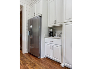 Beautiful Cottage on Lot 19 in Fairhope Motorcoach Resort!! - photo 32