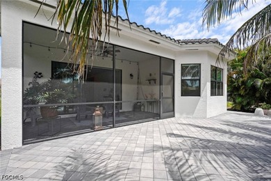 Experience refined living in this Cayman model located in Marina - photo 34