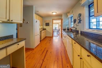 NEW PRICE for Your Lake Escape... cool bungalow on 2 lots/ Alcovy - photo 34