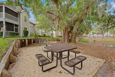 Beautifully maintained 2-bedroom, 2-bath condo offering spacious - photo 37