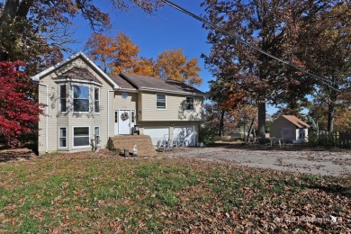 Chain O Lakes - Fox Lake Home For Sale in Spring Grove Illinois