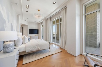 Captivating views of Dallas & exquisite details of pure luxury