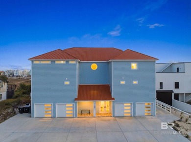 Built in 2023, this custom 5BR, 5.5BA Gulf-front residence - photo 4