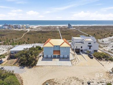 Built in 2023, this custom 5BR, 5.5BA Gulf-front residence - photo 8
