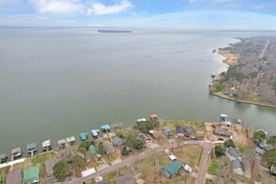 Lake Livingston Home For Sale in Livingston Texas
