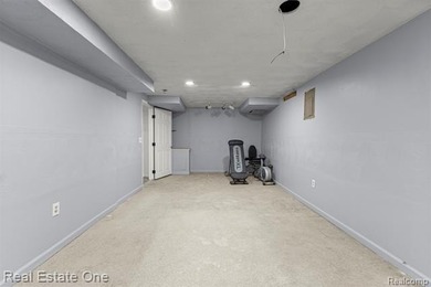 Welcome to this fully updated 2-story colonial offering 3 - photo 14