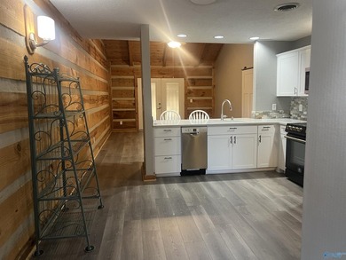 Enjoy lakeside living in this cozy yet upgraded 2nd-story log - photo 27