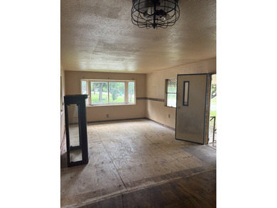 SELLER WILL CONSIDER ALL OFFERS. OWNER FINANCING AVAILABLE! - photo 8