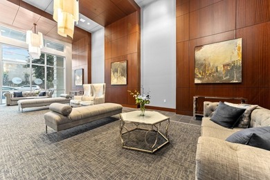 Stunning one bedroom one bath condominium overlooking the east - photo 30