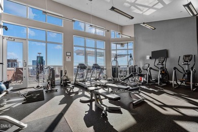 Stunning one bedroom one bath condominium overlooking the east - photo 32