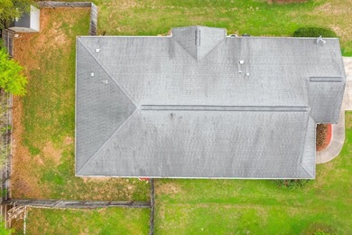 NEW ROOF WITH ACCEPTABLE OFFER! See the video and 3D virtual - photo 4