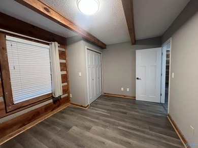 Enjoy lakeside living in this cozy yet upgraded 2nd-story log - photo 39